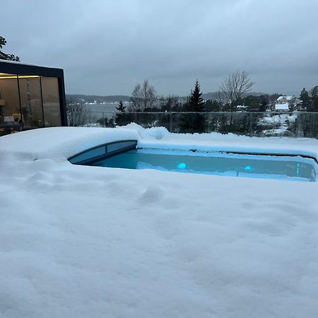 Leilighet I Sorlandshus I Son - Sjoutsikt - Naer Son Spa エクステリア 写真