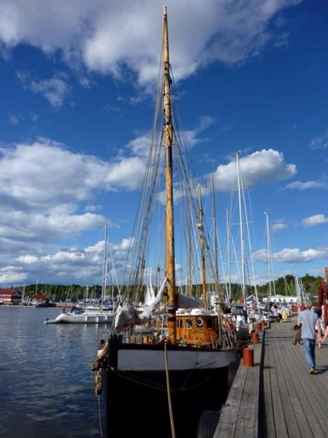 Leilighet I Sorlandshus I Son - Sjoutsikt - Naer Son Spa エクステリア 写真
